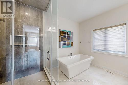 2438 Irene Crescent, Oakville, ON - Indoor Photo Showing Bathroom