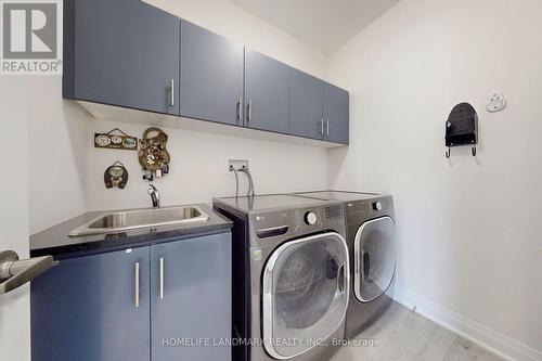 2438 Irene Crescent, Oakville, ON - Indoor Photo Showing Laundry Room