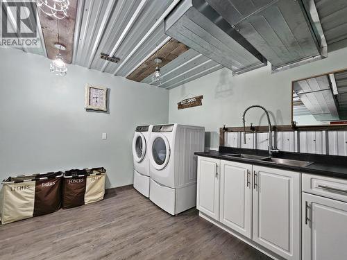 2312 West Fraser Road, Quesnel, BC - Indoor Photo Showing Laundry Room