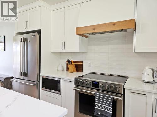 2312 West Fraser Road, Quesnel, BC - Indoor Photo Showing Kitchen