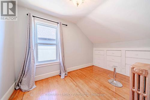 296 King St E - Fourth Bedroom - 296 King Street E, Oshawa, ON - Indoor Photo Showing Other Room