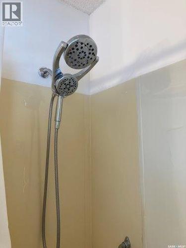 212 Fourth Street Ne, Ituna, SK - Indoor Photo Showing Other Room