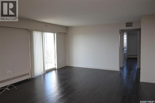 708 537 4Th Avenue N, Saskatoon, SK - Indoor Photo Showing Other Room