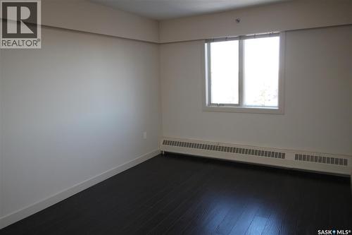 708 537 4Th Avenue N, Saskatoon, SK - Indoor Photo Showing Other Room