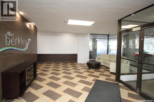 708 537 4Th Avenue N, Saskatoon, SK - Indoor Photo Showing Other Room