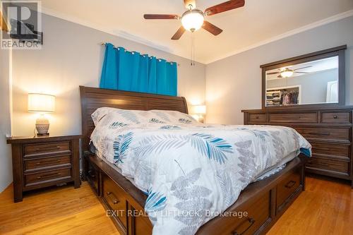871 Westdale Avenue, Peterborough (Northcrest Ward 5), ON - Indoor Photo Showing Bedroom