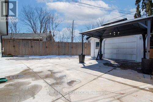 871 Westdale Avenue, Peterborough (Northcrest Ward 5), ON - Outdoor
