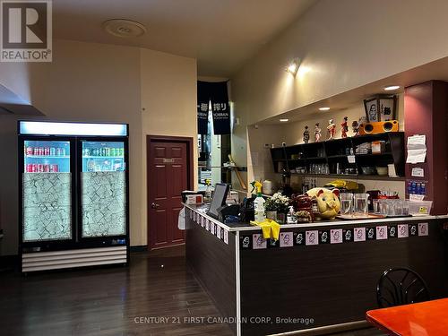 192 Dundas Street, London East (East F), ON 