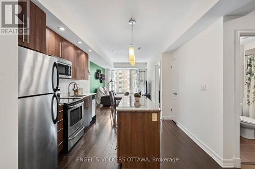 811 - 238 Besserer Street, Ottawa, ON - Indoor Photo Showing Kitchen With Stainless Steel Kitchen With Upgraded Kitchen
