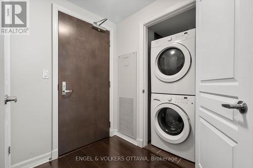 811 - 238 Besserer Street, Ottawa, ON - Indoor Photo Showing Laundry Room