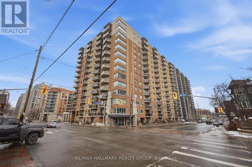 PH13 - 429 SOMERSET STREET W  Ottawa, ON K2P 2P5