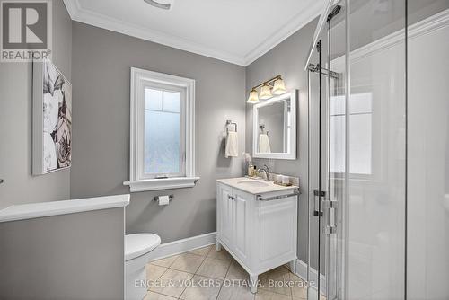 498 Queen Elizabeth Drive, Ottawa, ON - Indoor Photo Showing Bathroom