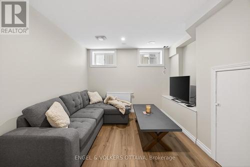 498 Queen Elizabeth Drive, Ottawa, ON - Indoor