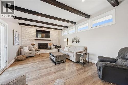316 Dale Crescent, Waterloo, ON - Indoor Photo Showing Living Room With Fireplace