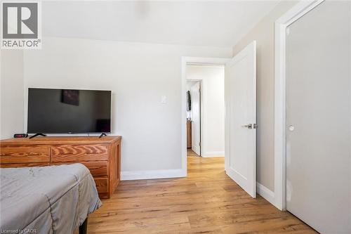 316 Dale Crescent, Waterloo, ON - Indoor Photo Showing Bedroom