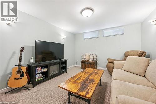 316 Dale Crescent, Waterloo, ON - Indoor Photo Showing Living Room