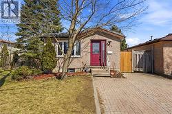 304 DINISON Place  Kitchener, ON N2E 3A6