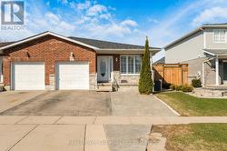 23 MOSSER DRIVE  Cambridge, ON N1P 1J1