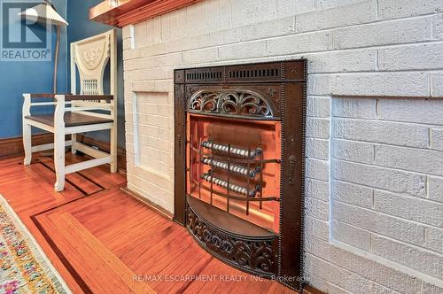 207 Edgemont Street S, Hamilton, ON - Indoor Photo Showing Other Room