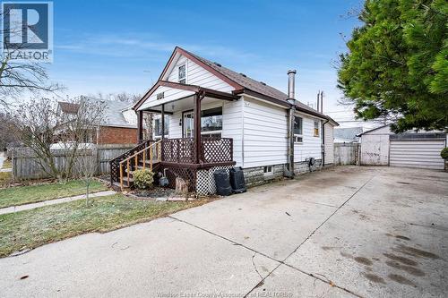 1541 Albert, Windsor, ON - Outdoor