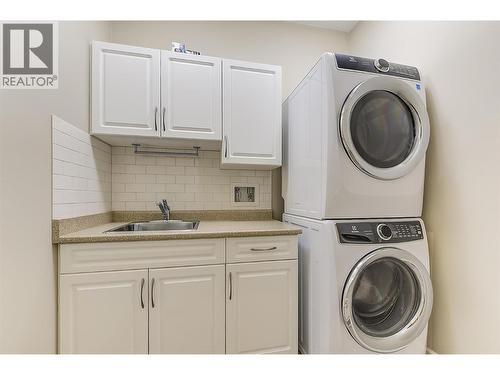 Main Level Laundry - 4035 Gellatly Road S Unit# 273, West Kelowna, BC - Indoor Photo Showing Laundry Room