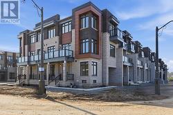 75 JACK BOWERBANK BOULEVARD Oakville, ON L6M 4K1