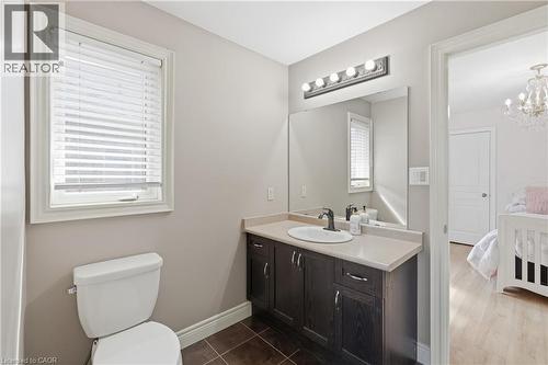 240 Cloverleaf Drive, Ancaster, ON - Indoor Photo Showing Bathroom
