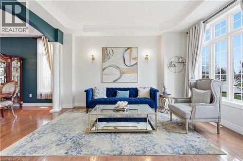 240 Cloverleaf Drive, Ancaster, ON - Indoor Photo Showing Living Room