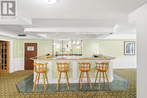 407 - 24 Chapel Street, Halton Hills, ON - Indoor Photo Showing Dining Room