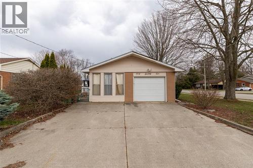 4074 JOE STREET  Petrolia, ON N0N 1R0