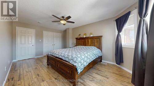 39 Etherington Crescent, Barrie, ON - Indoor Photo Showing Bedroom