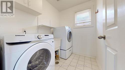 39 Etherington Crescent, Barrie, ON - Indoor Photo Showing Laundry Room