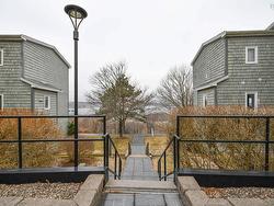 5881 Gainsborough Place  Halifax, NS B3K 5R6