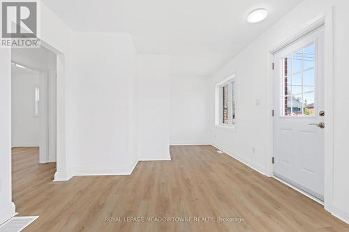 3 Bard Lane, Halton Hills, ON - Indoor Photo Showing Other Room