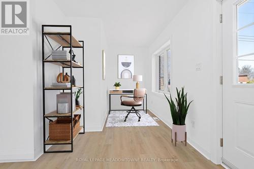 3 Bard Lane, Halton Hills, ON - Indoor
