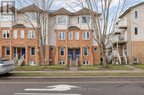 1344 GUTHRIE STREET  Ottawa, ON K2H 1G8