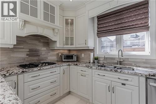 3200 Cotter Road, Burlington, ON - Indoor Photo Showing Kitchen With Double Sink With Upgraded Kitchen