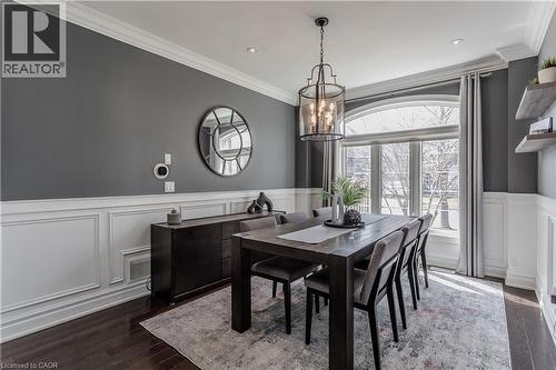 3200 Cotter Road, Burlington, ON - Indoor Photo Showing Dining Room