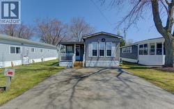 580 BEAVERCREEK Road Unit# 185  Waterloo, ON N2J 3Z4