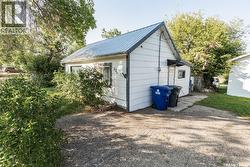 626 Manitoba AVENUE  Kerrobert, SK S0L 1R0
