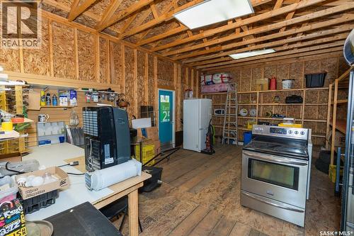626 Manitoba Avenue, Kerrobert, SK - Indoor