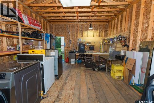 626 Manitoba Avenue, Kerrobert, SK - Indoor Photo Showing Laundry Room