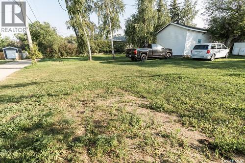 626 Manitoba Avenue, Kerrobert, SK - Outdoor