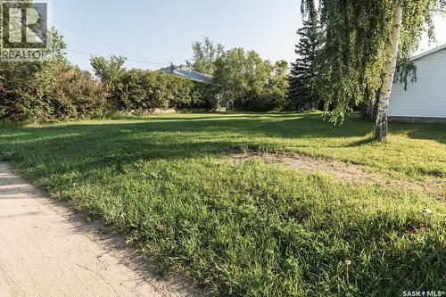 626 Manitoba Avenue, Kerrobert, SK - Outdoor