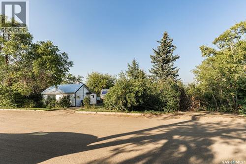 626 Manitoba Avenue, Kerrobert, SK - Outdoor
