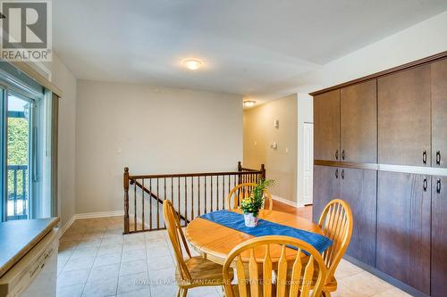 15 Antonio Way, Perth, ON - Indoor Photo Showing Dining Room