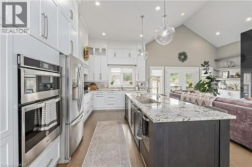 9677 Tenth Sideroad, Erin, ON - Indoor Photo Showing Kitchen With Upgraded Kitchen
