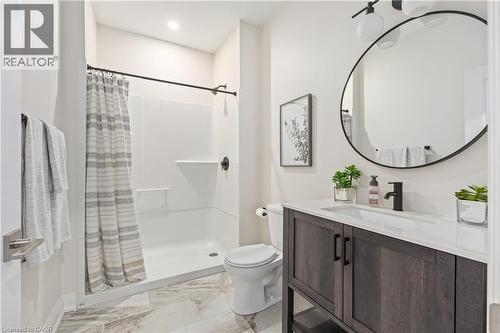 9677 Tenth Sideroad, Erin, ON - Indoor Photo Showing Bathroom