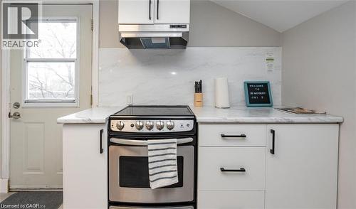 38 INCHBURY Street Unit# 3 , Hamilton, Ontario L8R 3B3 4