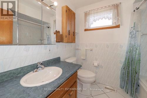 7368 Redstone Road, Mississauga, ON - Indoor Photo Showing Bathroom